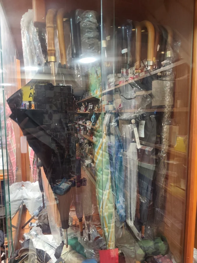 souvenir shop display shelves merchandise